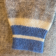Grey knit B